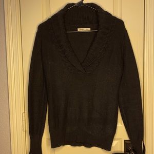 Black women’s sweater size extra small